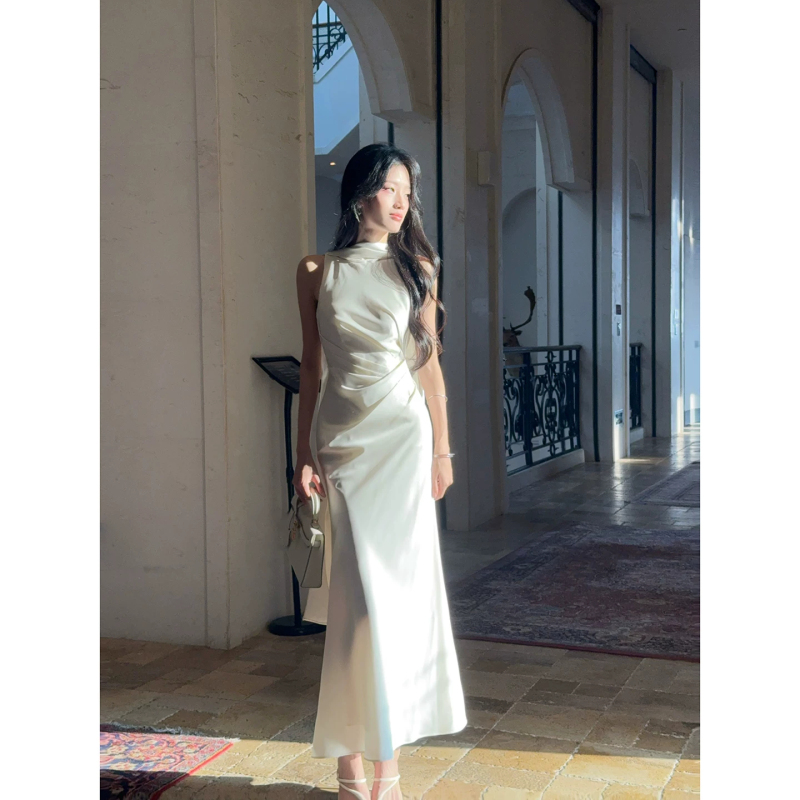 Engagement Dress, High-End Light Luxury Niche Dressing Gown, Female Bride, High-End Elegant Ladylike Off-Shoulder Satin Dress Engagement Dress, High-End Light Luxury Niche Dressing Gown, Female Bride, High-End Elegant Ladylike Off-Shoulder Satin Dress