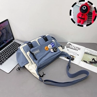 Сочетание синего и белого цветов + бесплатный набор значков из 5 предметов + игровой кулон Yuyu