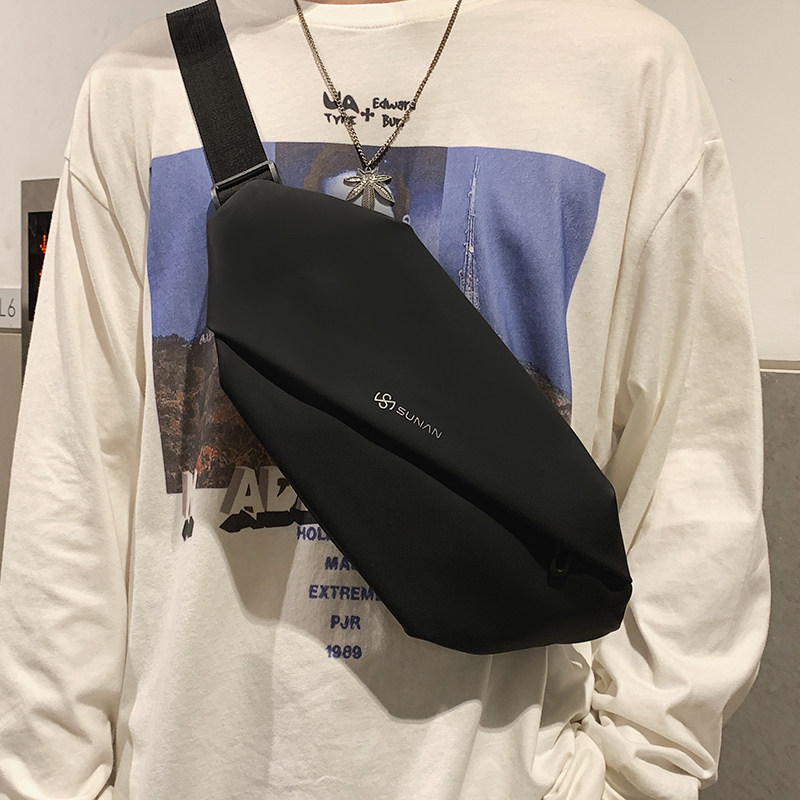 2021 new small scapes for men's Korean version 100 lap single shoulder inclined satchel women's casual day family chest bag sports running purse