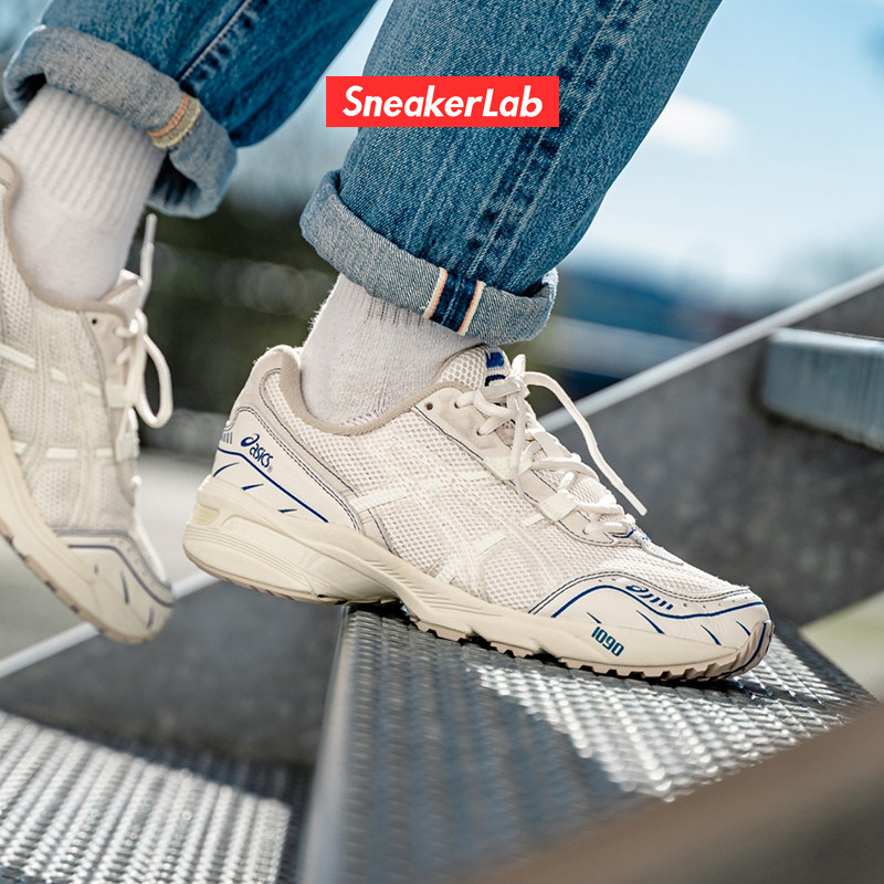 asics 1090 above the clouds