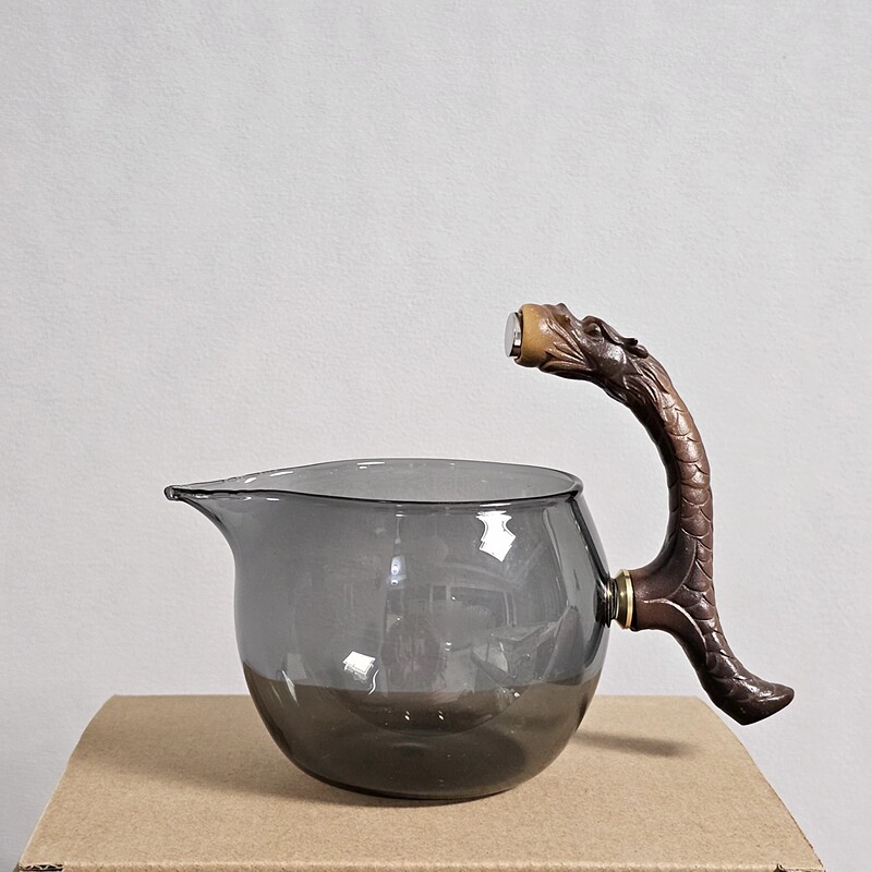 Chinese-Style Magnetic Tea Set Accessories, Glass Golden Toad Fortune Tea Infuser, Special Fair Cup with Filter Lid, Kung Fu Tea Bowl