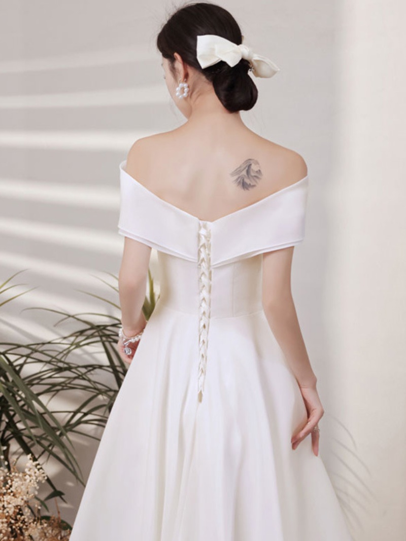 Elite wedding dress, advanced white small princess costume, Chinese style, open shoulders, french style, suitable for teen Elite wedding dress, advanced white small princess costume, Chinese style, open shoulders, french style, suitable for teen