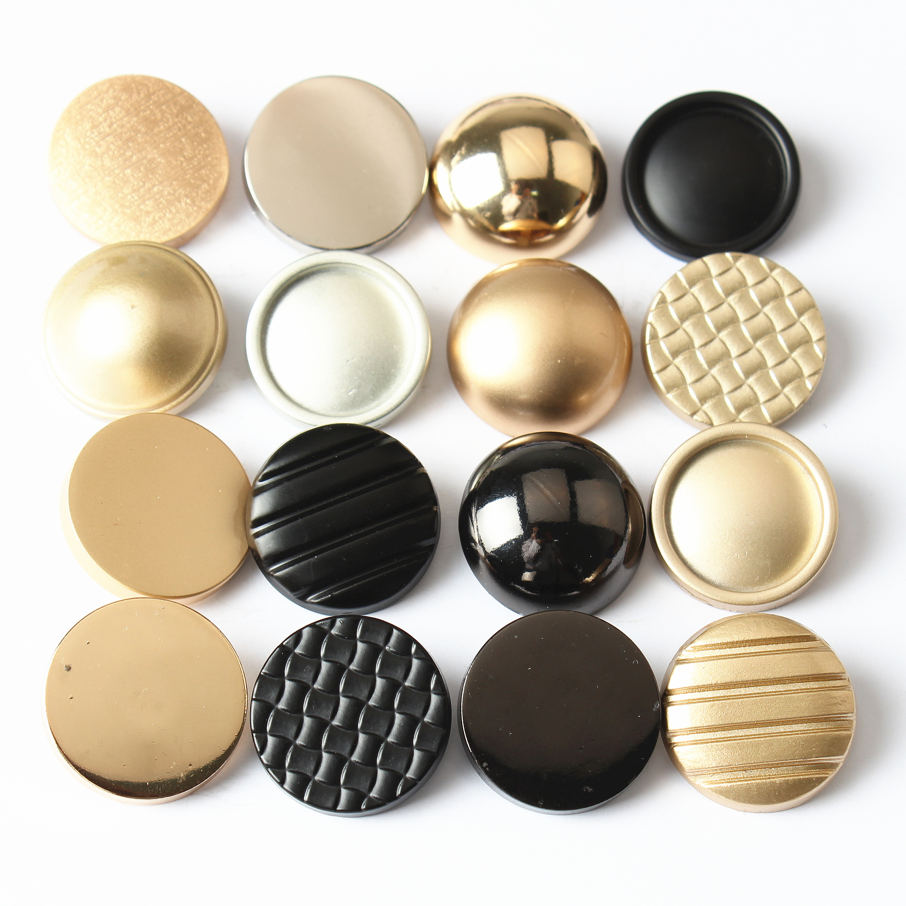 Upscale round metal buckle knitted sweatshirt for women's big clothes buttons Suit Sweater 100 Hitch Clothes for women