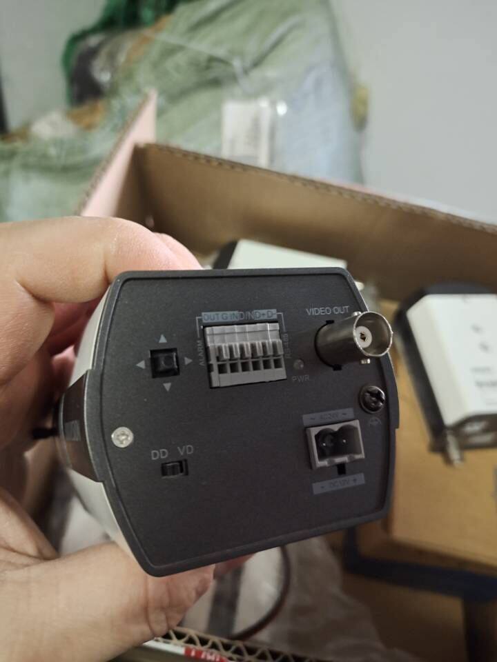 Hikvision analog 700 line camera gun DS-2CC11A8P-A DS-2CC11A7P-A color 99