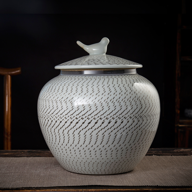 Jingdezhen ceramic tea caddy fixings large seal storage tank with show white gourd caddy fixings 3.5 kg