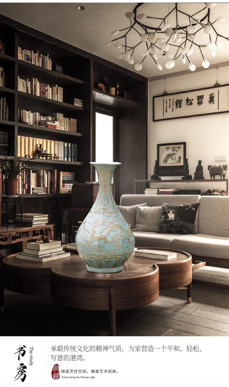 Jingdezhen ceramics, vases, flower arrangement sitting room hand - made paint shadow blue okho spring Chinese style restoring ancient ways is rich ancient frame furnishing articles