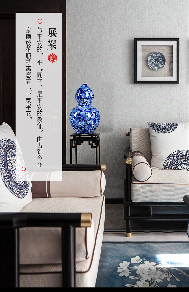 Jingdezhen blue and white flower porcelain porcelain vase archaize sitting room of Chinese style household flower arranging TV ark adornment furnishing articles