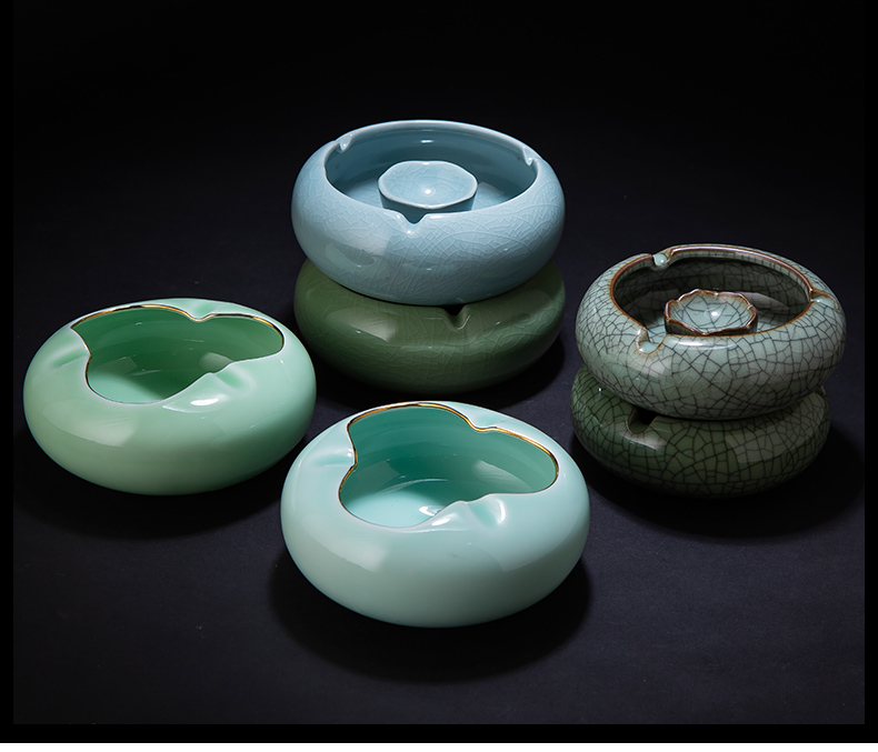 Jingdezhen ceramic fuels the ashtray household of Chinese style living room office copy of fly ash creative move trend