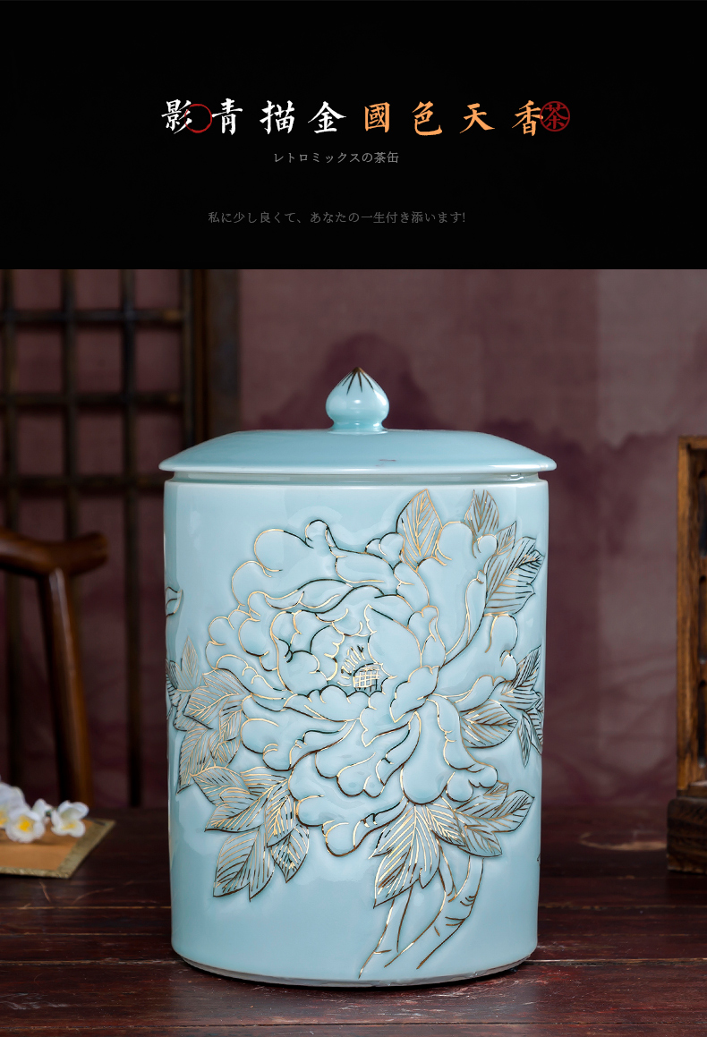 Jingdezhen ceramic fuels the caddy fixings seal will "bringing a large household storage jar with pu 'er tea storehouse
