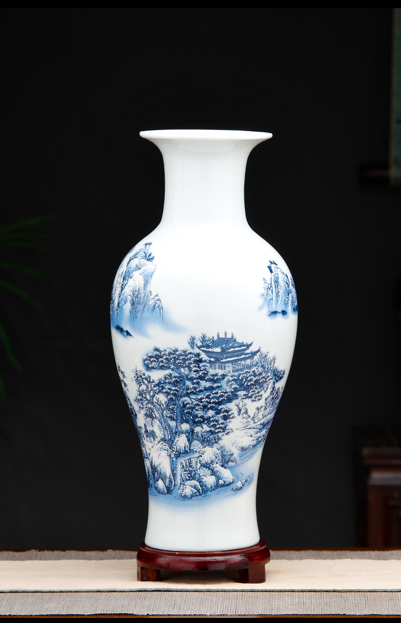 A large blue and white porcelain lucky bamboo vases, flower arranging new Chinese style home sitting room adornment is placed jingdezhen ceramics