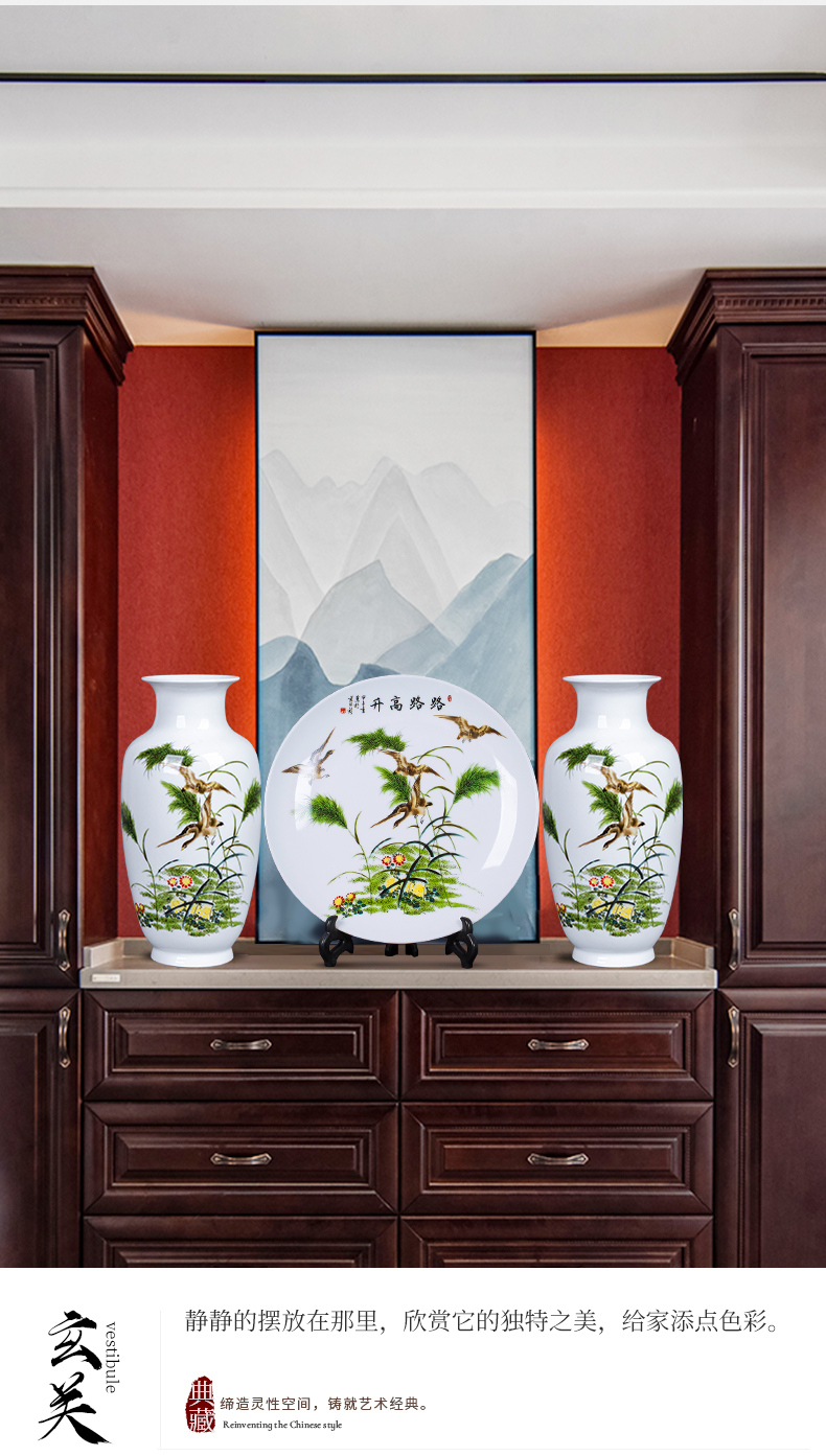 Jingdezhen ceramic vase furnishing articles of new Chinese style restoring ancient ways is thin body sitting room that occupy the home rich ancient frame flower arranging decoration arts and crafts