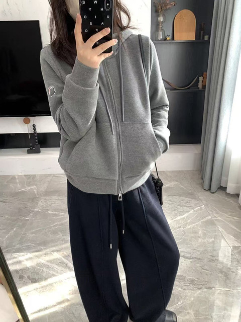 2026 Early Spring New Korean Style Loose Slimming Hooded Zipper Sweatshirt Jacket for Women Casual Versatile Top