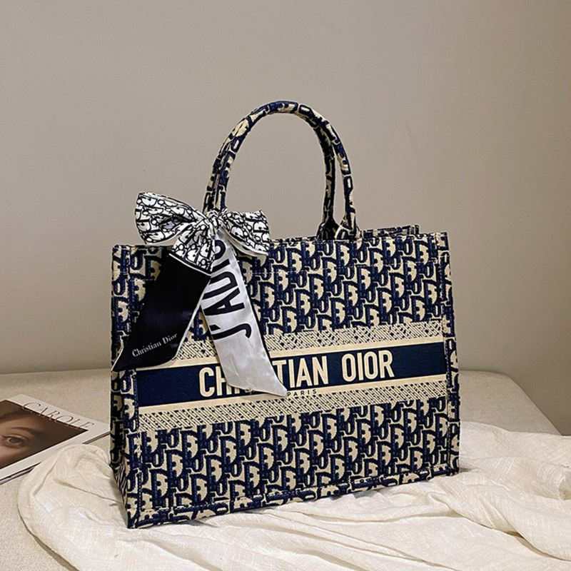 High-End Women's Bag 2025 New Style Simple Large-Capacity Handbag Shopping Bag Shoulder Bag Commuter Tote Bag