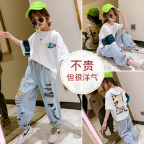 Girls summer suit 2021 new childrens foreign style net red fashionable short-sleeved denim two-piece set in large childrens clothing trend