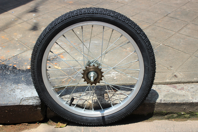Roues de vélo 18 pouces - Ref 2365884 Image 17