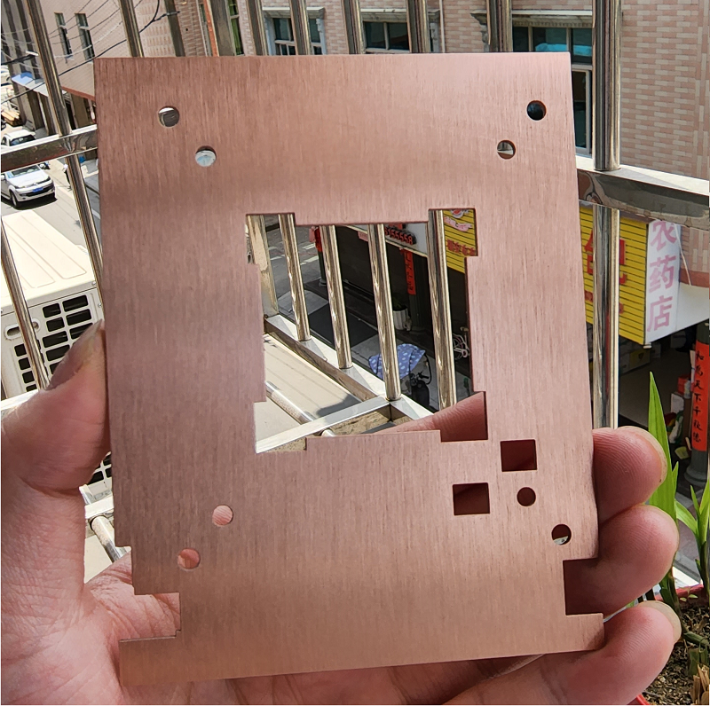 RTX 3070 Ti显存最后够不够用？2025年游戏和AI都得靠它。