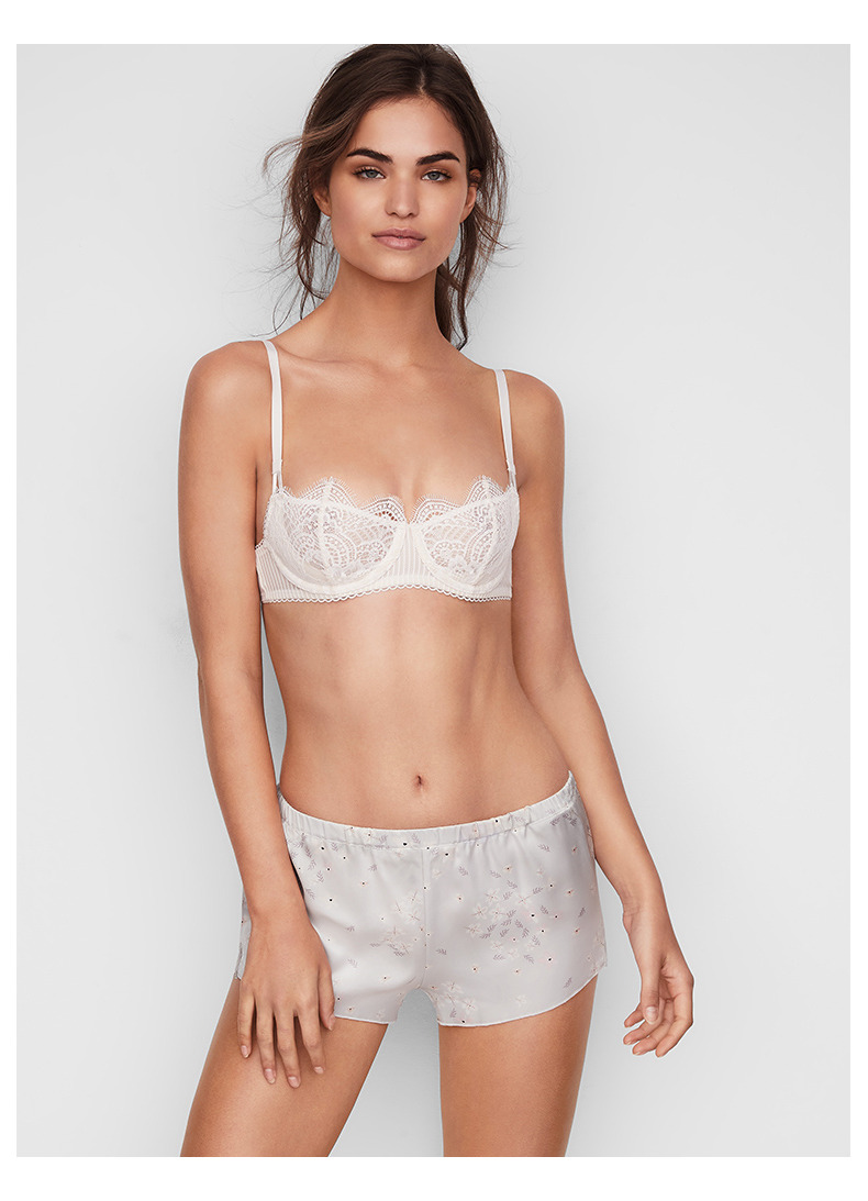 Carnival cuối năm | Bộ đồ ngủ ngắn Vimi Satin Lucky Star in hoa DA 11129632 quần sooc nữ
