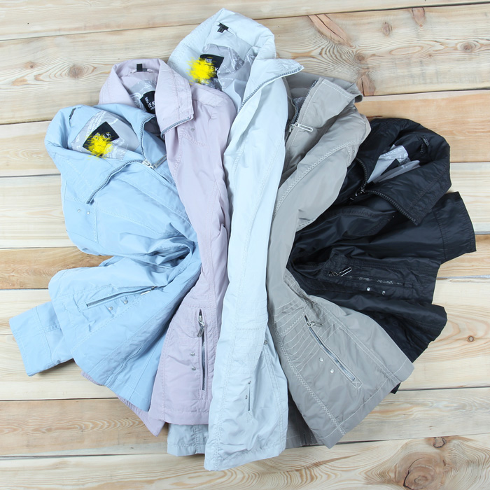 2022 new plus fattening lady opening cardiovert foreign trade colorful women's spring jacket short windsuit thin dresses