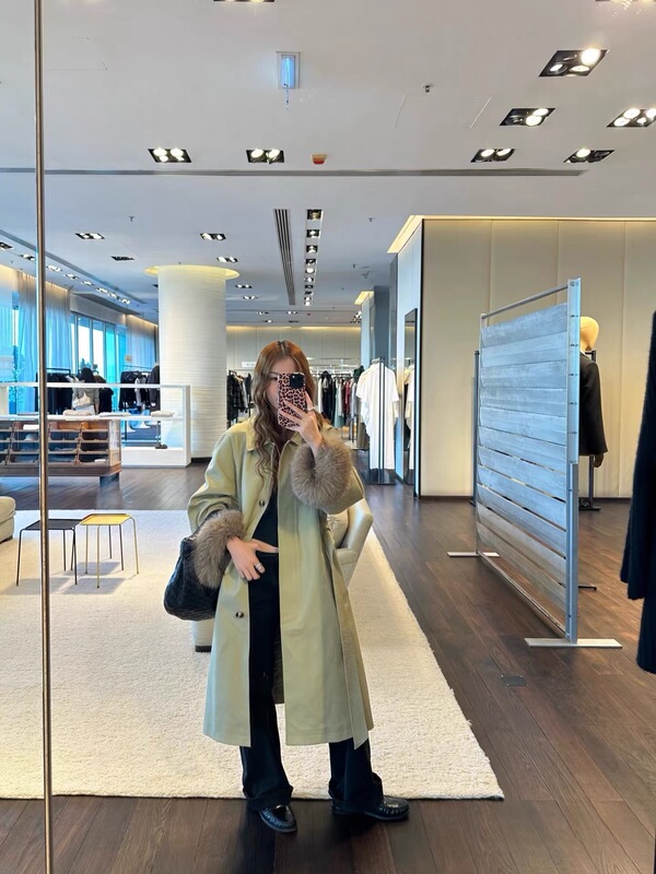 Authentic Replica, High-End Detachable Fur Collar Tie-Waist Trench Coat, 2025 Winter New Fashion Stylish Coat