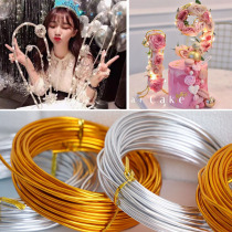 Handmade soft iron wire labor technology diy iron crafts Rabbit cake decoration Iron wire spiral digital modeling aluminum wire