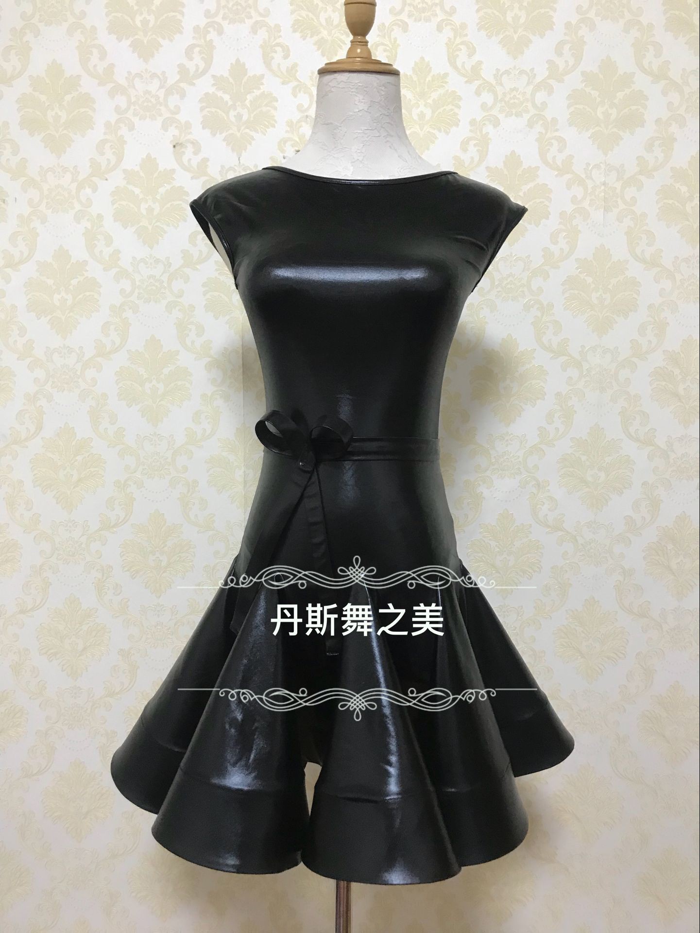 Danse Dance Beauty Import Metal Fabric Girl Latin Dance Standard Half-Pack Hip Racing Suit Big Skirt Hem