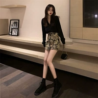 Черная рубашка+кошка короткая юбка