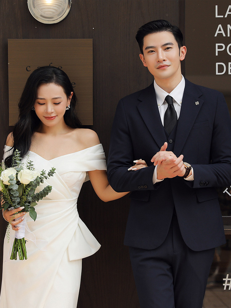 Groom's Wedding Suit, Men's Slim-Fit Business Formal Suit, Men's Korean-Style British-Style Groomsmen's Three-Piece Suit