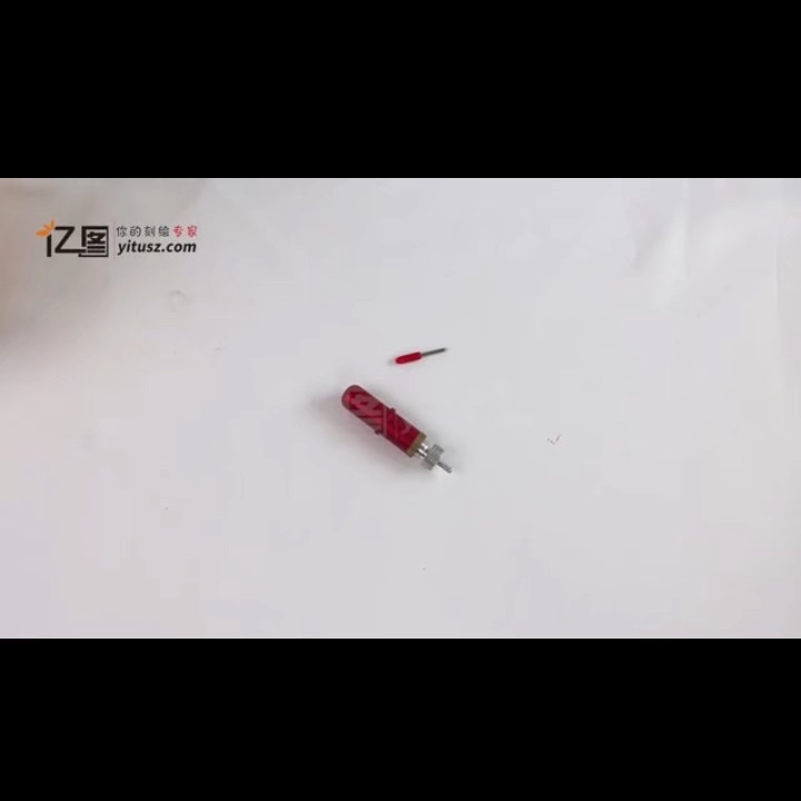 刻字机刻刀头大乱斗？罗兰皮卡亿图速驰谁才是反光膜雕刻真王者？