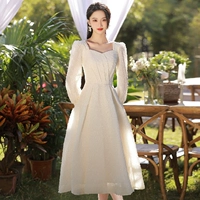 Длинный, цвета шампанского, средней длины