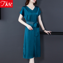 Real silk mulberry silk one-piece dress 2022 new womens summer young Acetate High-end Temperament Mom Big Card Satin