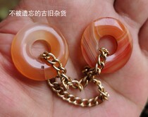 The Qing Dynasty Manau was buckled on the back of the