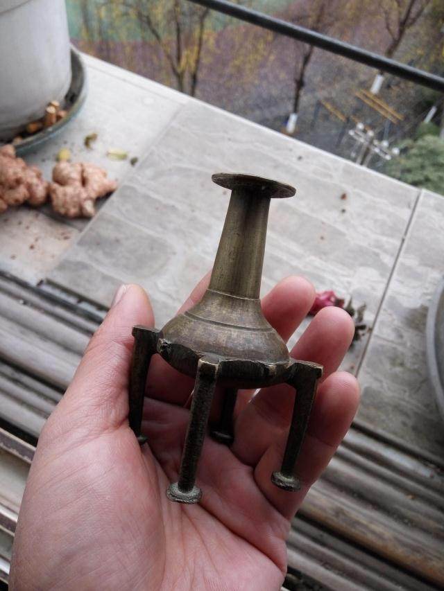 The incense burner bottle of the Qing Dynasty