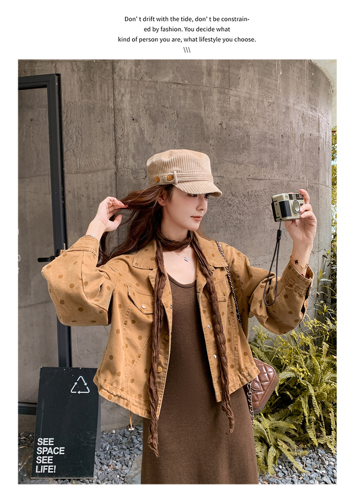 2026 이른 가을 레트로 도트 무늬 쇼트 스타일 데님 여성 코트 밑단 펌프 로프 허리 수축 루즈핏 작은 키 마 오래된 재킷 상세 이미지 3