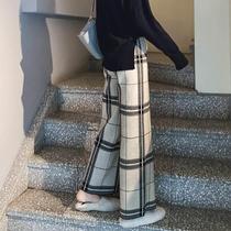 Knitted wide-leg pants womens 2022 spring and autumn new high-waist vertical straight loose retro casual black and white grid womens pants