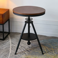 Одиночный цвет орехового ореха