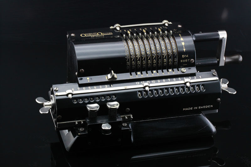 Swiss ORIGINAL ODHNER Önere hand-powered computer