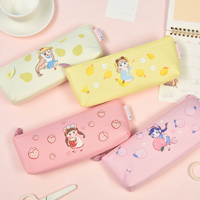 2021 new pop large capacity triangle stationery bag pencil bag lead pencil case day department minimalist high face value cute art girl's heart girl's version ins wind junior high school student with a small crowd original