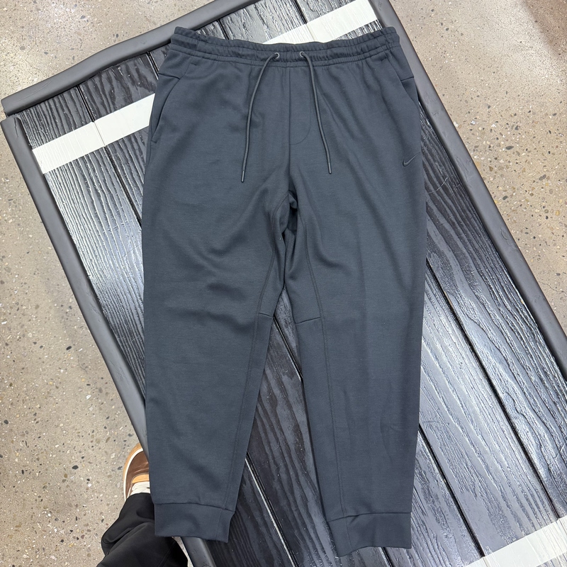 Authentic Nike Men's Sports Casual Comfortable Breathable Loose Cuffed 9-Point Pants Fz0976-010 Authentic Nike Men's Sports Casual Comfortable Breathable Loose Cuffed 9-Point Pants Fz0976-010