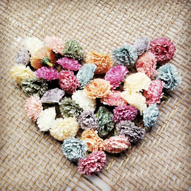 DIY handmade material artificial flower straw hat flower with wedding headdress cloth flower flower head carnation small ball flower 3cm