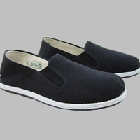 Мужская обувь свободно