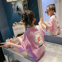 Girls short-sleeved summer T-shirt 2021 new fashion foreign style Korean spring seven-point sleeve loose childrens coat tide