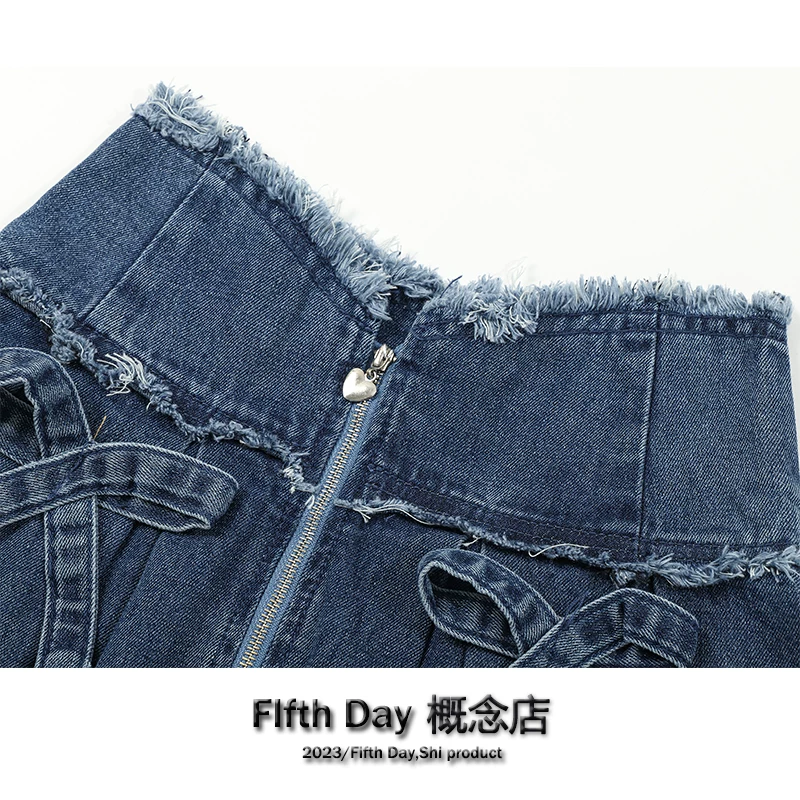 Spring denim skirt with bow, brace, style