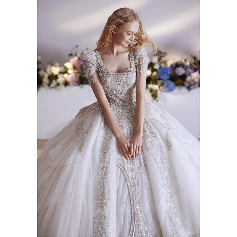 Fashionable advanced wedding dress for bride, suitable for teen, high-end, french style Fashionable advanced wedding dress for bride, suitable for teen, high-end, french style