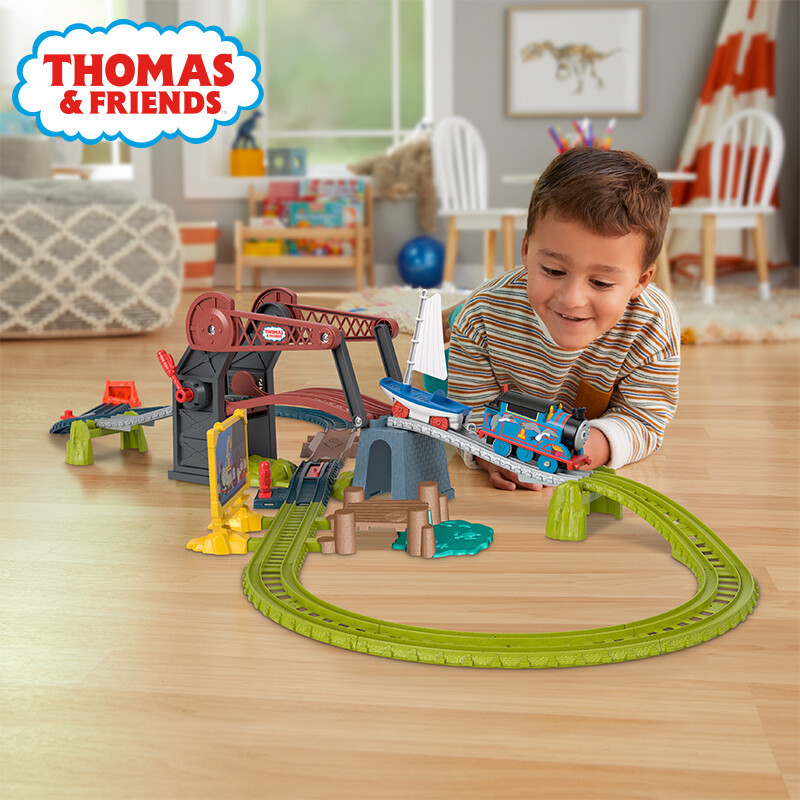 Thomas and Friends Skiff and Thomas Broken Bridge Multi-Play Set Track Train Toy Hgx65