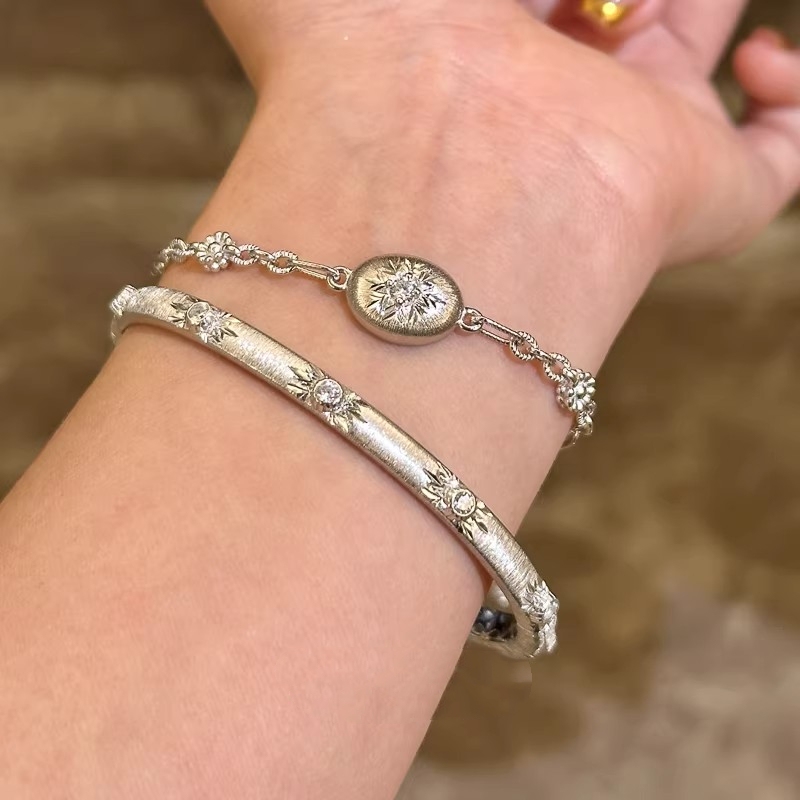 Buccellasi S925 Sterling Silver Bracelet for Women 2026 New Style Stackable Bracelet Light Luxury Niche Exquisite Hand Jewelry Bracelet