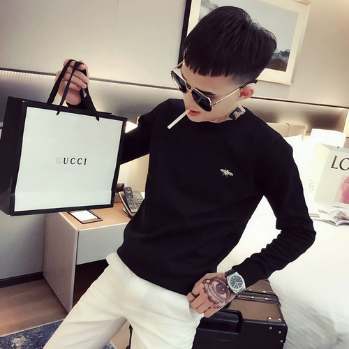 Демисезонный свитер, трикотажное приятное телу термобелье, увеличенная толщина, с вышивкой