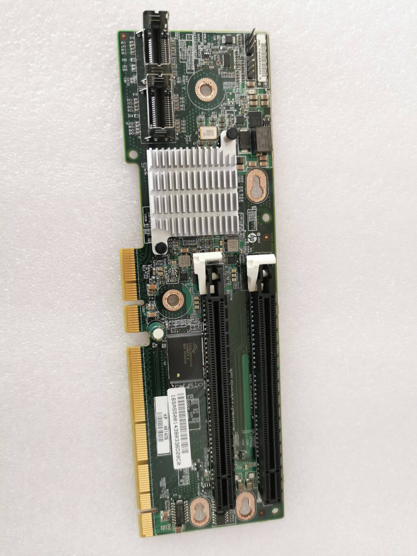 HP 684896-001 DL380e G8 PCI slot augmented card with H220 LSI SAS2308 chip