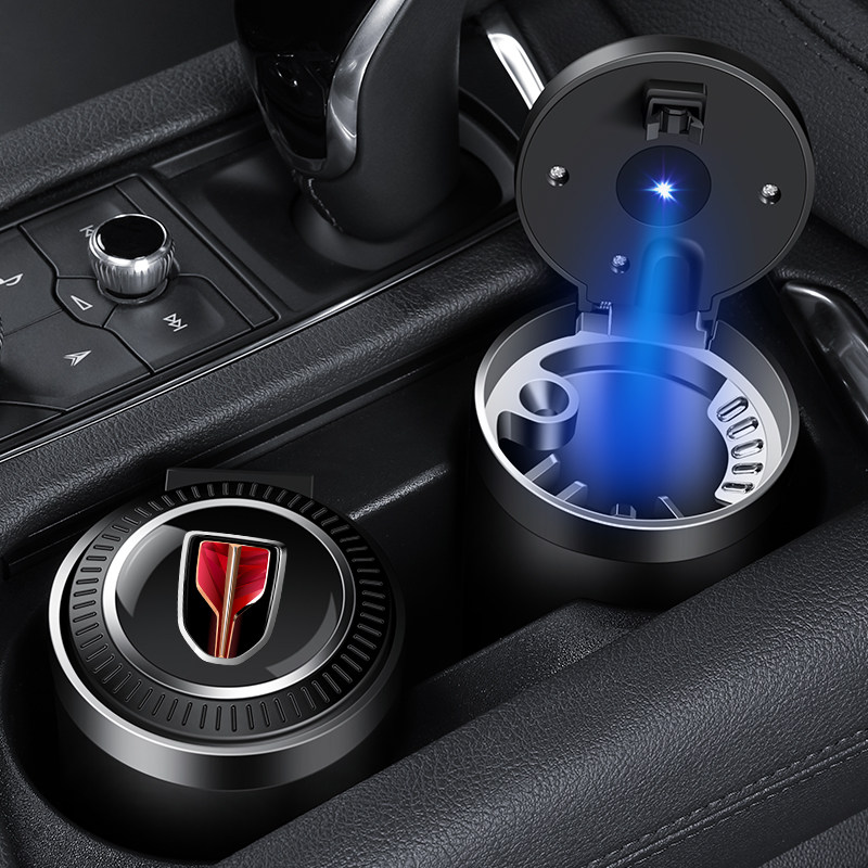 Red flag onboard cigarette ashtray H5 H7 H7 L5 HS5H9 HS5H9 with lamp cover in car Decorative Car Supplies Retrofit