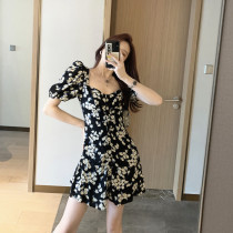 2021 spring summer French floral dress skirt short sleeve square collar small Daisy A- line dress bubble sleeve long female