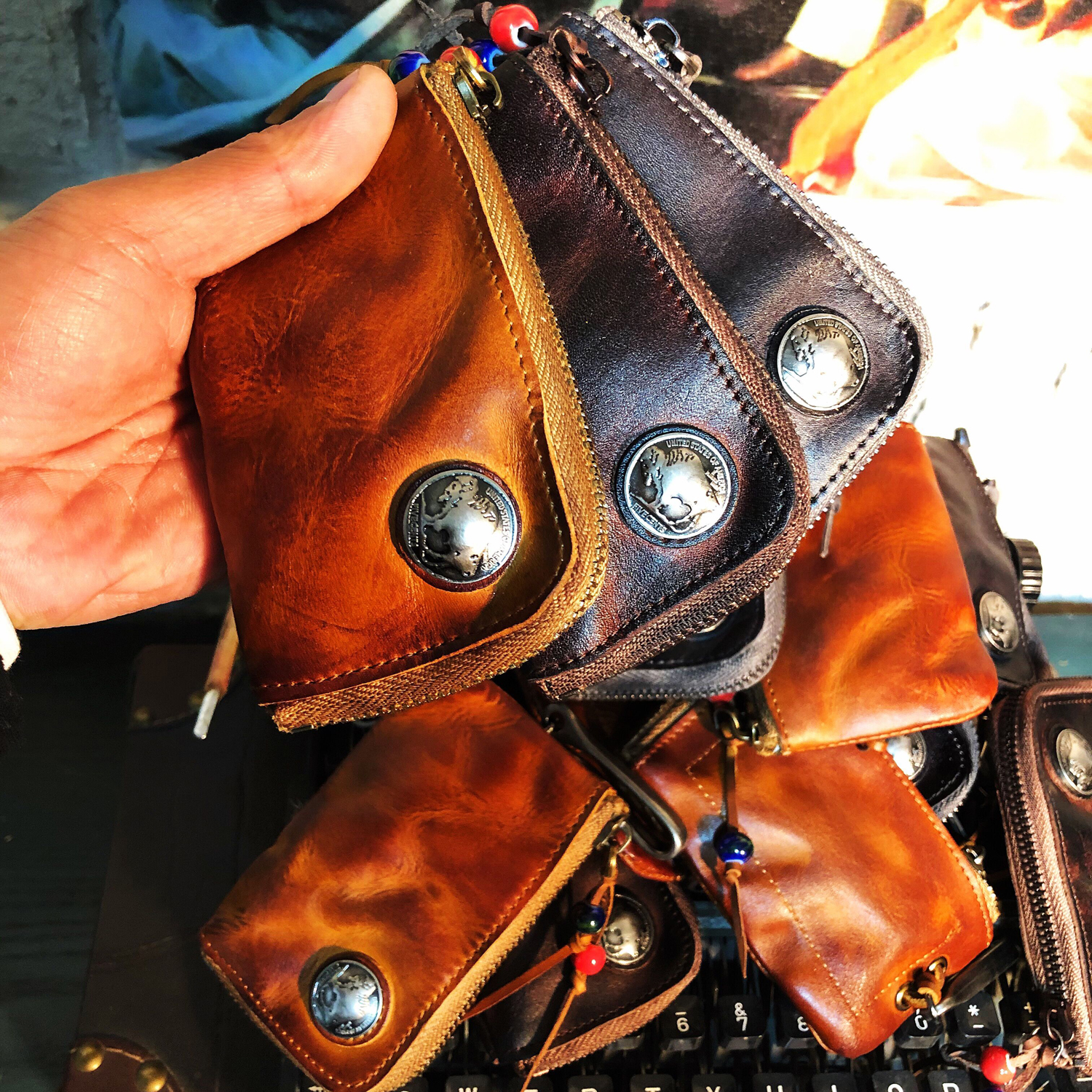 With care, hand - crafted vegetable vegetable calf skin retro - making old keybag retailer